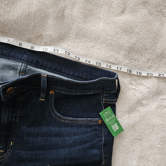 High rise Gap jeans size 33 - Picture 4 of 6